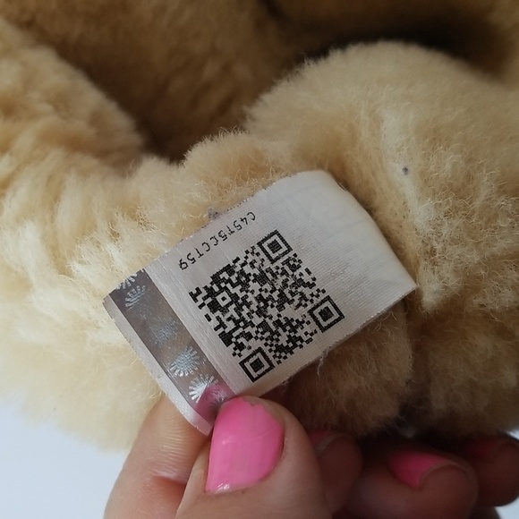 COPY - Uggs tall tan boots - Picture 9 of 11